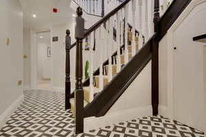 Entrance Hall- click for photo gallery